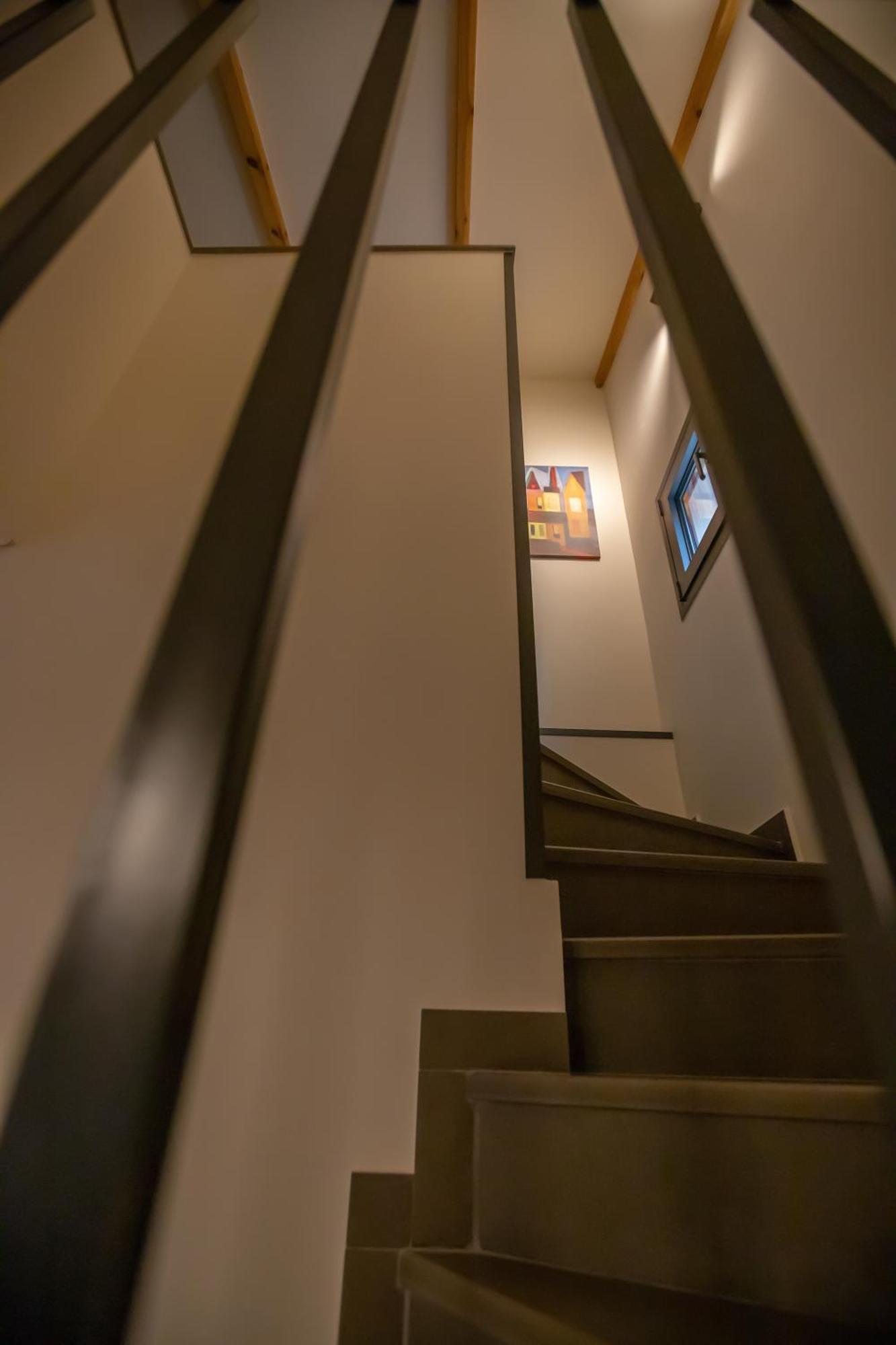 Element Suites - Yellow - Apt 2Bd - Kalampáka Ngoại thất bức ảnh