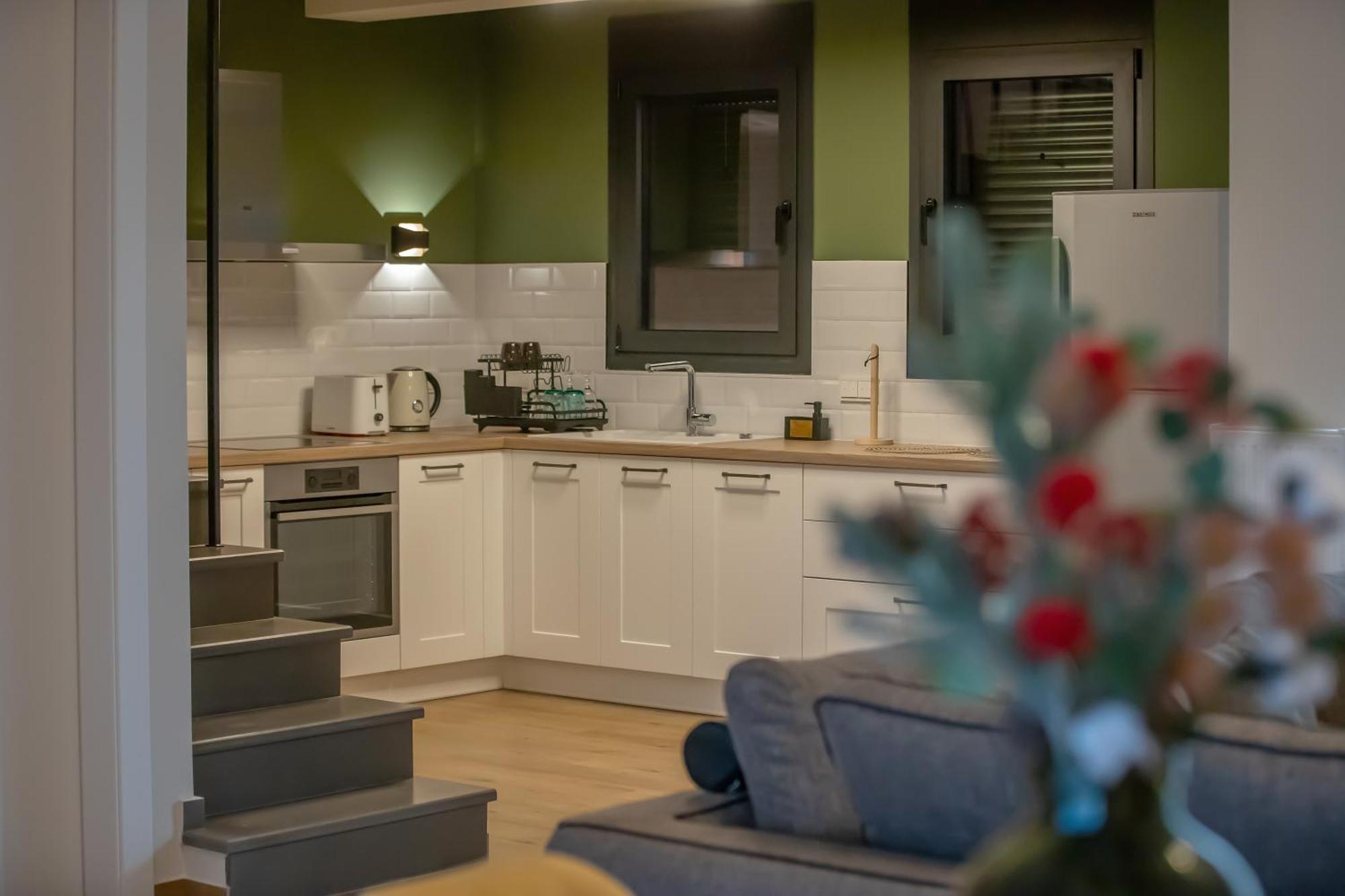 Element Suites - Yellow - Apt 2Bd - Kalampáka Ngoại thất bức ảnh