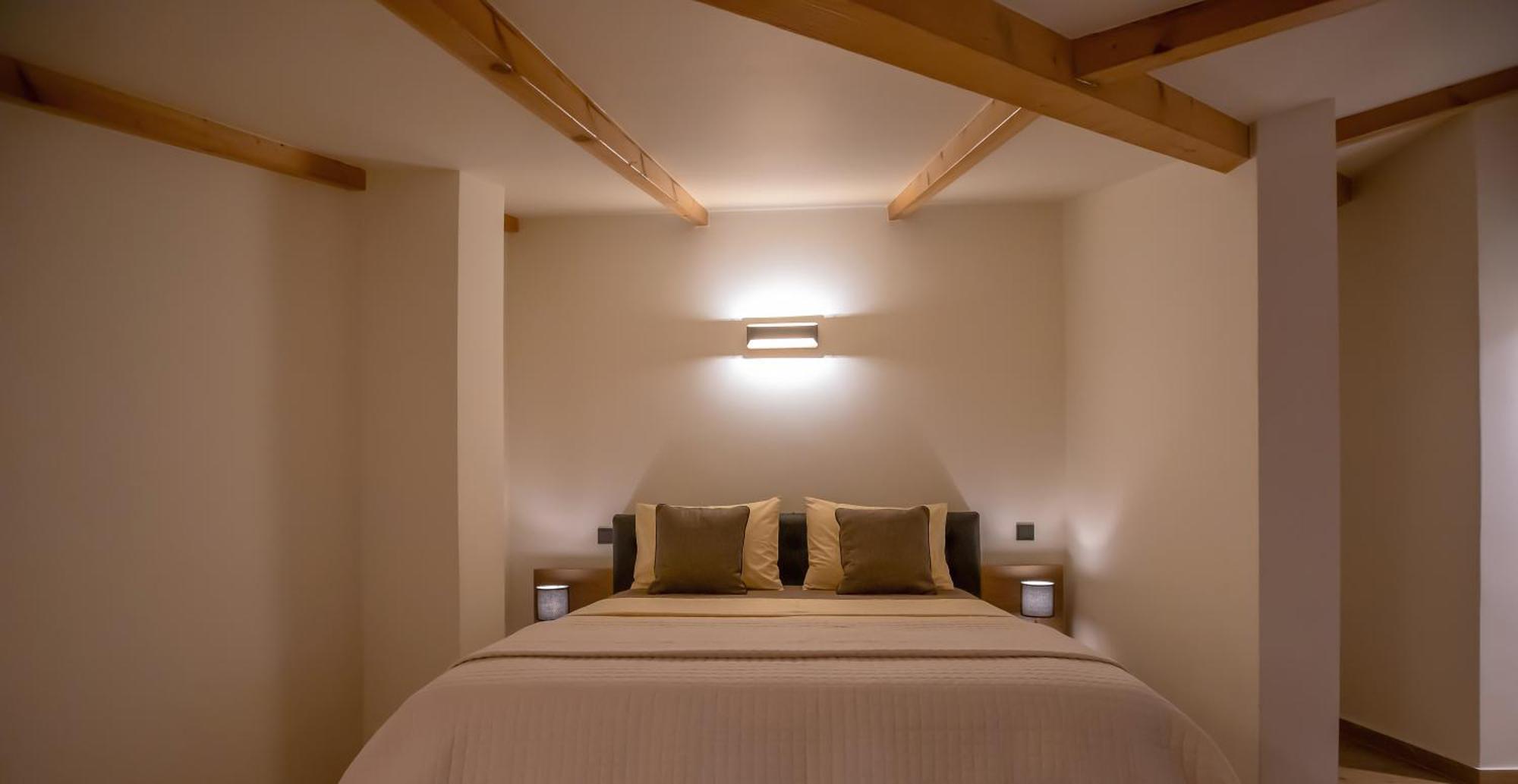 Element Suites - Yellow - Apt 2Bd - Kalampáka Ngoại thất bức ảnh