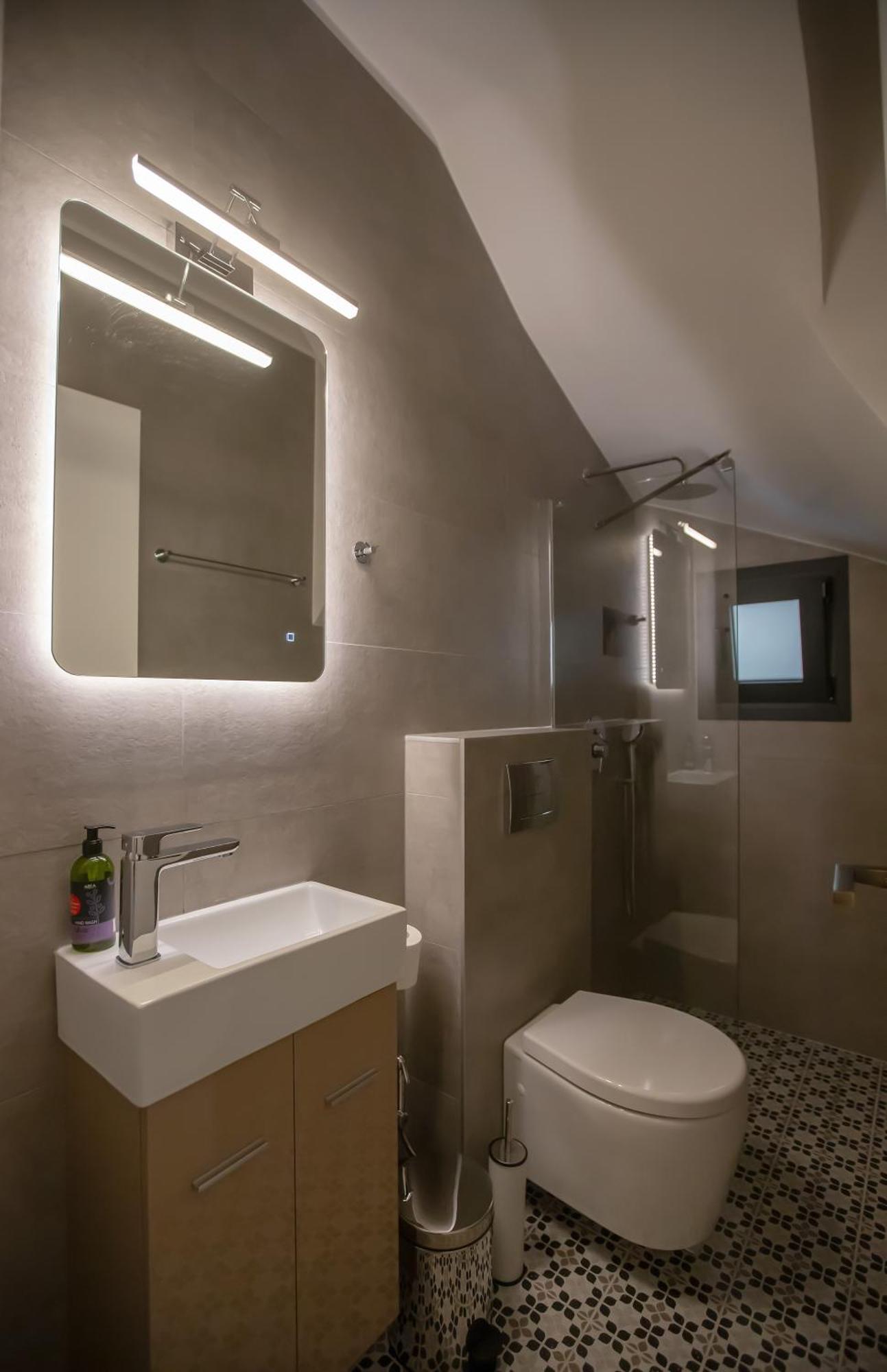 Element Suites - Yellow - Apt 2Bd - Kalampáka Ngoại thất bức ảnh