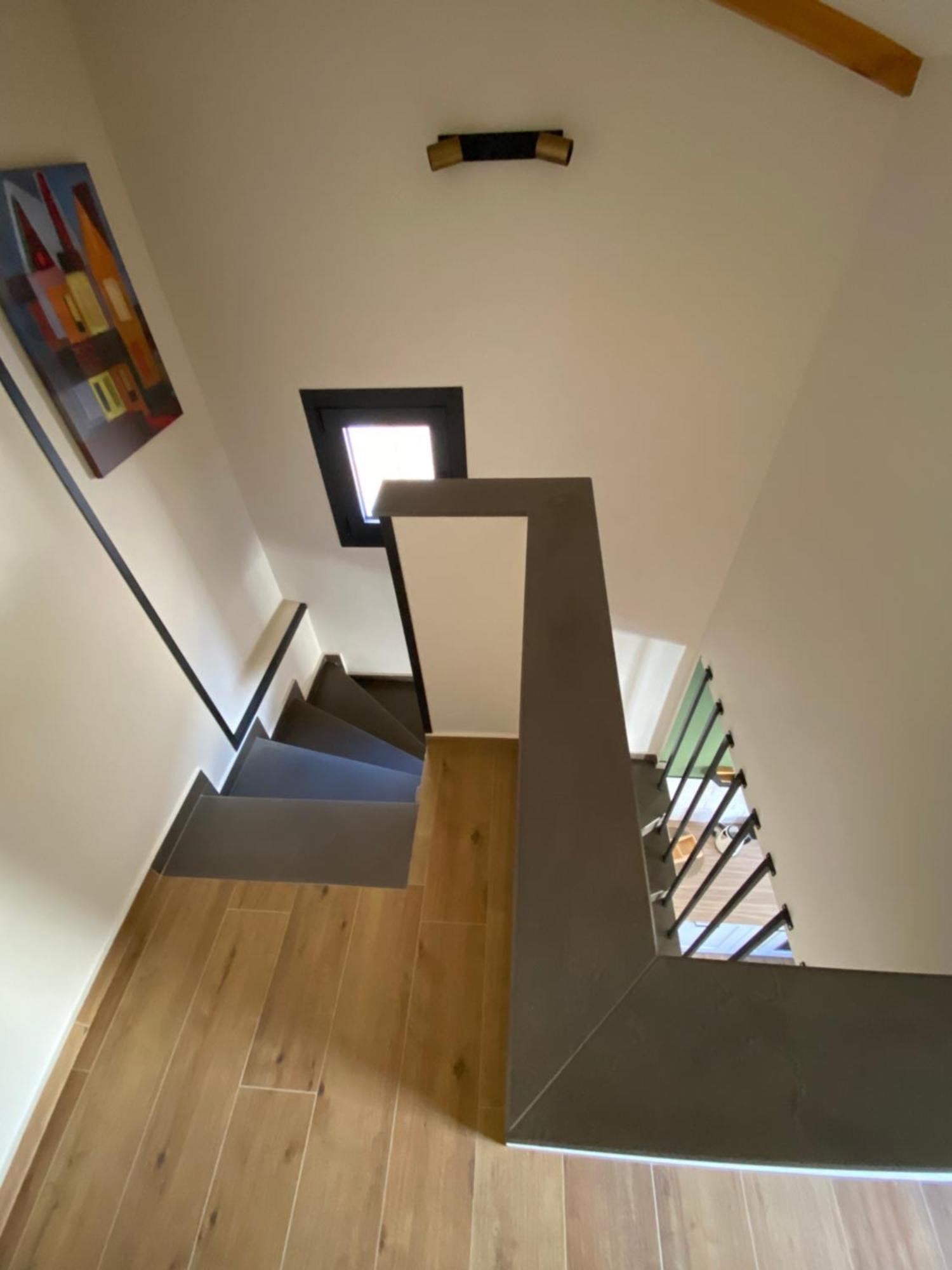 Element Suites - Yellow - Apt 2Bd - Kalampáka Ngoại thất bức ảnh