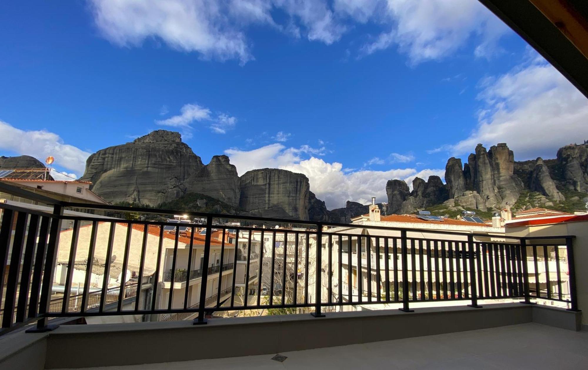 Element Suites - Yellow - Apt 2Bd - Kalampáka Ngoại thất bức ảnh